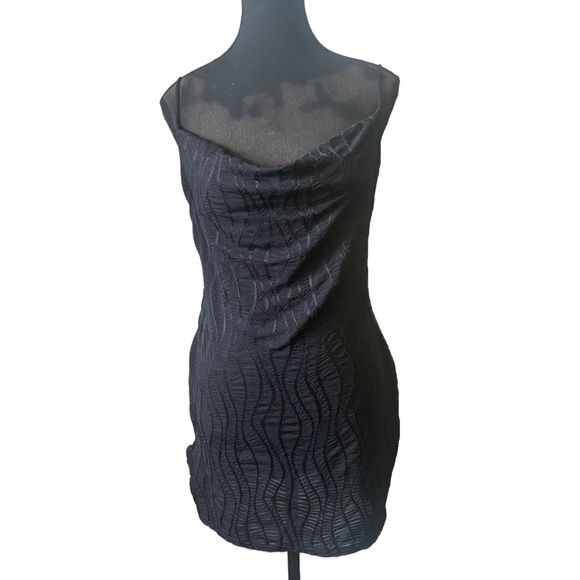 PrettyLittleThing Black Textured Mini Dress - Picture 4 of 13